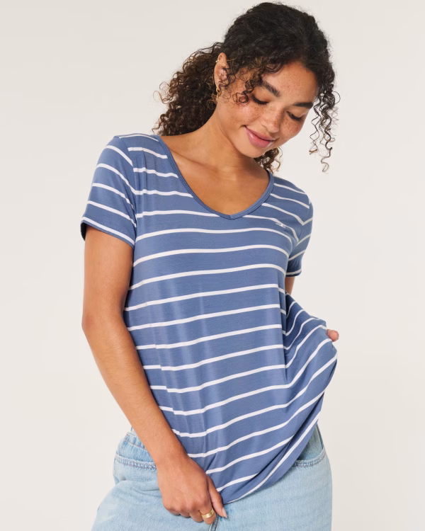 Hollister Easy V-Neck Icon T-Shirt